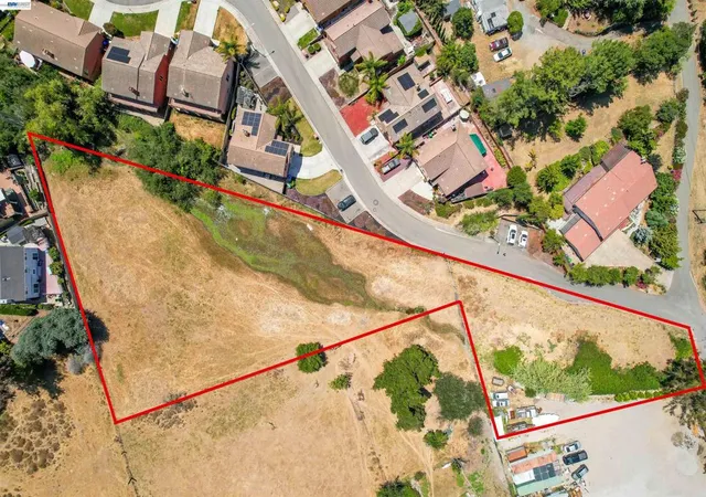 1st image of 0 Mansfield Ave, Hayward, CA 94541 | MLS# 41140007