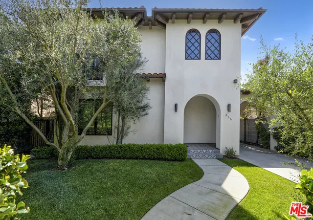 Homes for sale in Beverly Hills, CA | 356 S Clark Dr, Beverly Hills, CA 90211 | MLS# 26853627