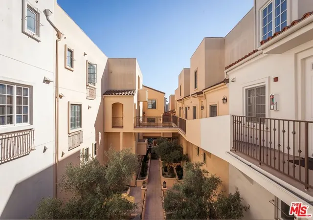 17th image of 851 N San Vicente Blvd #308, West Hollywood, CA 90069 | MLS# 26853611