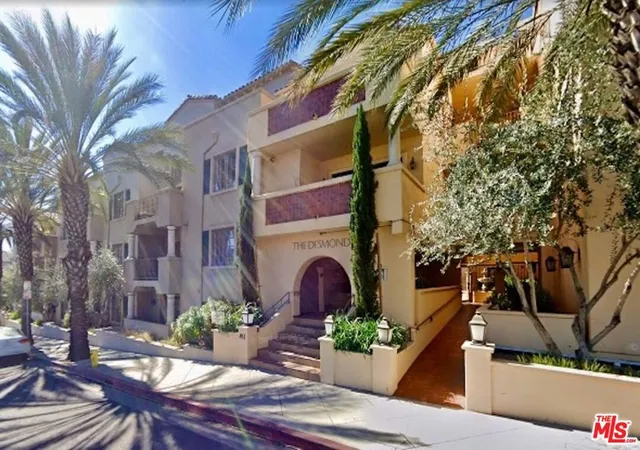 2nd image of 851 N San Vicente Blvd #308, West Hollywood, CA 90069 | MLS# 26853611