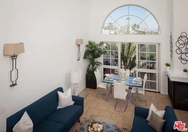 3rd image of 851 N San Vicente Blvd #308, West Hollywood, CA 90069 | MLS# 26853611