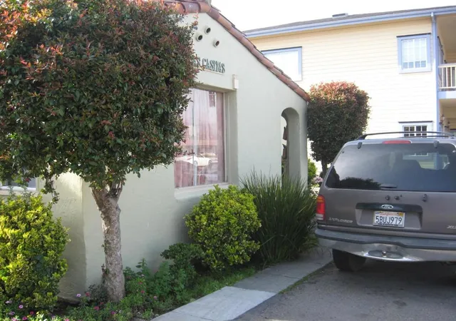 Homes for sale in Half Moon Bay, CA | 220 Main St, Half Moon Bay, CA 94019 | MLS# ML82052572