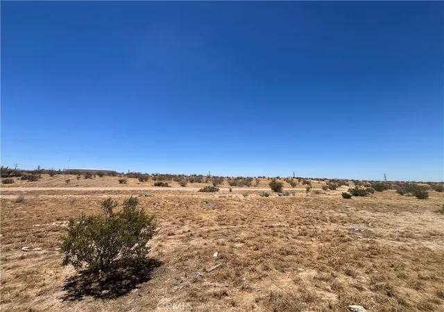 5th image of 0 Seneca Road, Victorville, CA 92392 | MLS# HD26140120