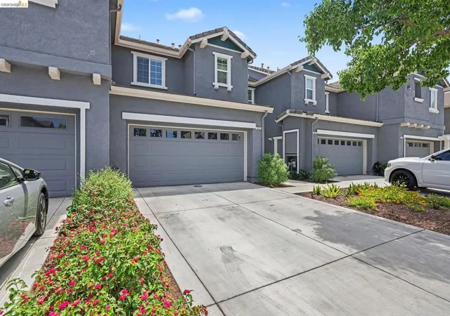 Photo 3 of Townhouse for sale at 312 Jefferson Dr, Brentwood, CA 94513 | MLS# 41140017 | Listing updated on 2026-10-06