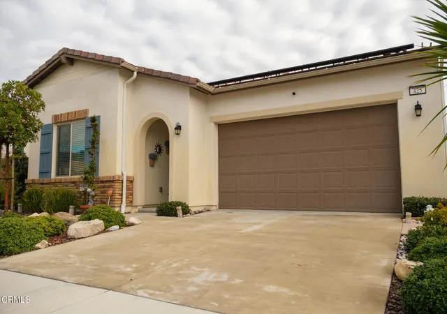2nd image of 425 Eureka Dr, Santa Paula, CA 93060 | MLS# V1-37286