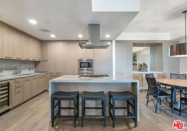 Homes for sale in Santa Monica, CA | 1755 Ocean Ave #Apt 707, Santa Monica, CA 90401 | MLS# 26852793