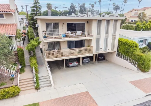 Photo 1 of Multi family home for sale at 943 19th, Santa Monica, CA 90403 | MLS# SR26140538 | Listing updated on 2026-06-29