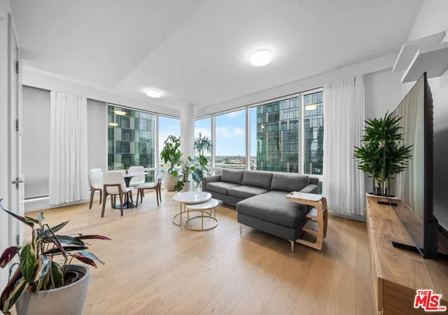 Photo 3 of Condo for sale at 877 Francisco St #1128, Los Angeles, CA 90017 | MLS# 26853685 | Listing updated on 2026-07-07