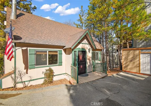 2nd image of 1241 Innsbruck, Lake Arrowhead, CA 92352 | MLS# IG26141522