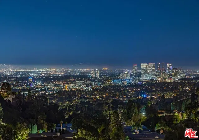 Homes for sale in Beverly Hills, CA | 630 Clinton Pl, Beverly Hills, CA 90210 | MLS# 26853713