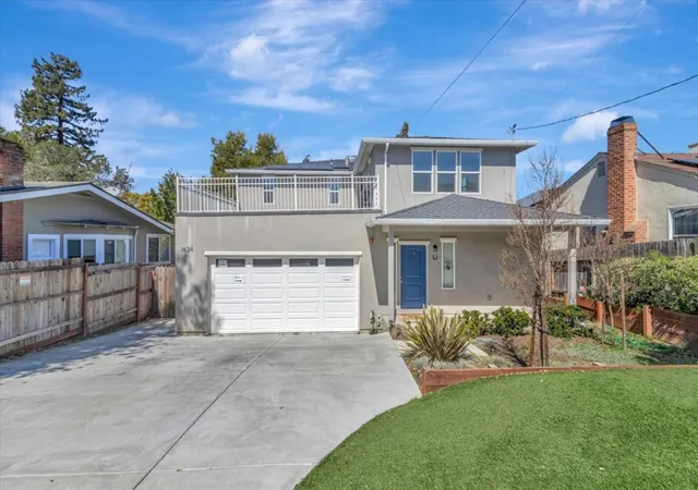 Homes for sale in Hayward, CA | 1624 D St, Hayward, CA 94541 | MLS# ML82052604