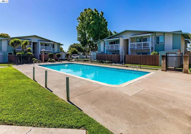 Homes for sale in Fairfield, CA | 423 Gregory Street #40, Fairfield, CA 94533 | MLS# 41140038