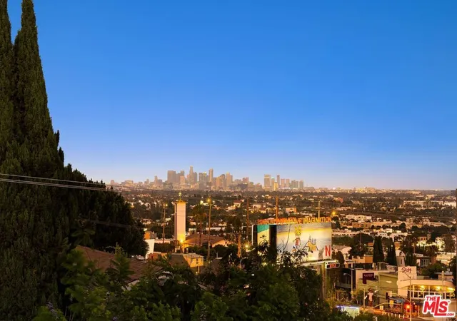 1st image of 1129 Larrabee St #15, West Hollywood, CA 90069 | MLS# 26852493
