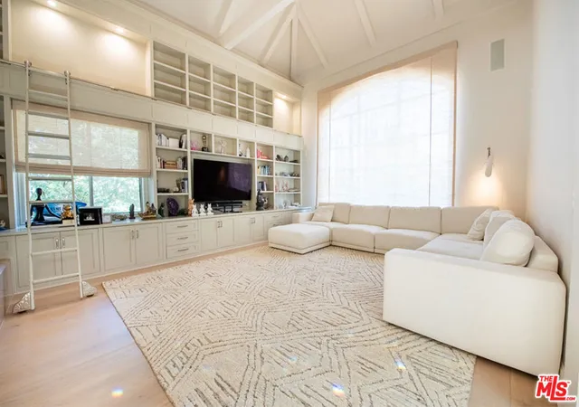 Photo 3 of Single family home for sale at 17636 Camino De Yatasto, Pacific Palisades, CA 90272 | MLS# 26853683 | Listing updated on 2026-07-09