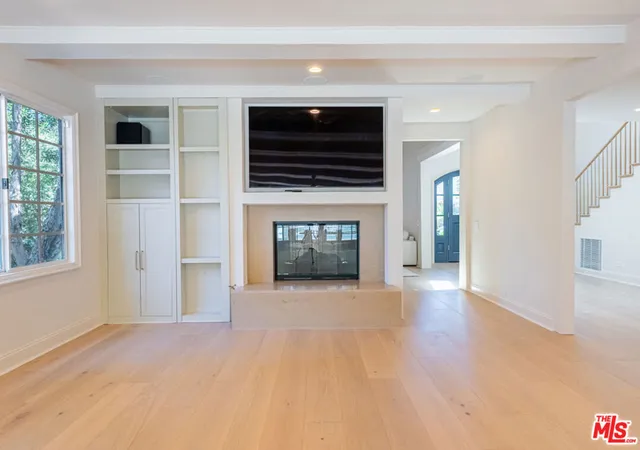 Photo 4 of Single family home for sale at 17636 Camino De Yatasto, Pacific Palisades, CA 90272 | MLS# 26853683 | Listing updated on 2026-07-09