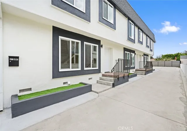 Photo 2 of Multi family home for sale at 7010 Lennox Ave, Van Nuys, CA 91405 | MLS# SR26141609 | Listing updated on 2026-06-30