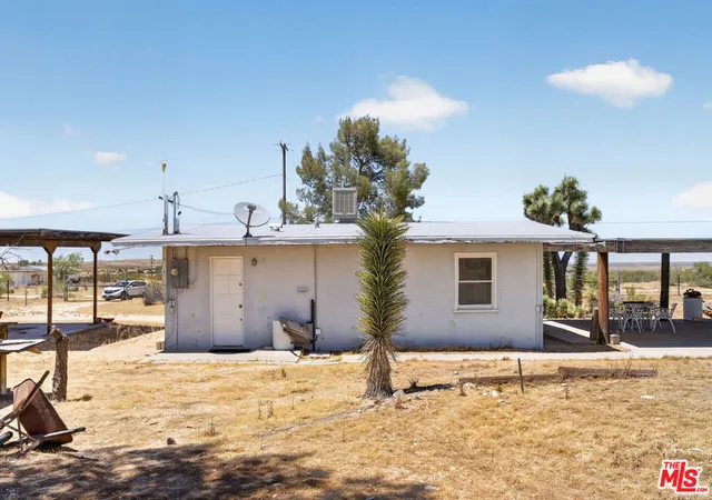 2nd image of 45558 250th St, Lancaster, CA 93535 | MLS# 26853773