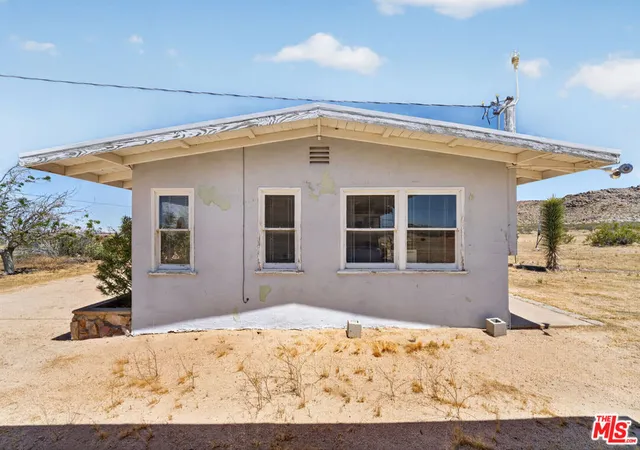 3rd image of 45558 250Th St, Lancaster, CA 93535 | MLS# 26853773