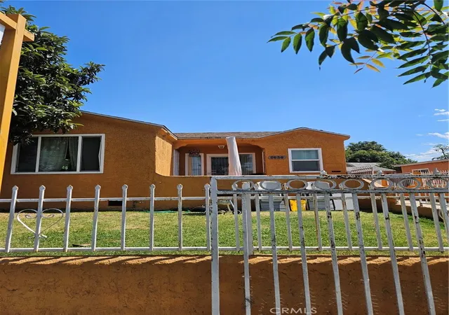 1st image of 2638 Iowa, South Gate, CA 90280 | MLS# DW26139891