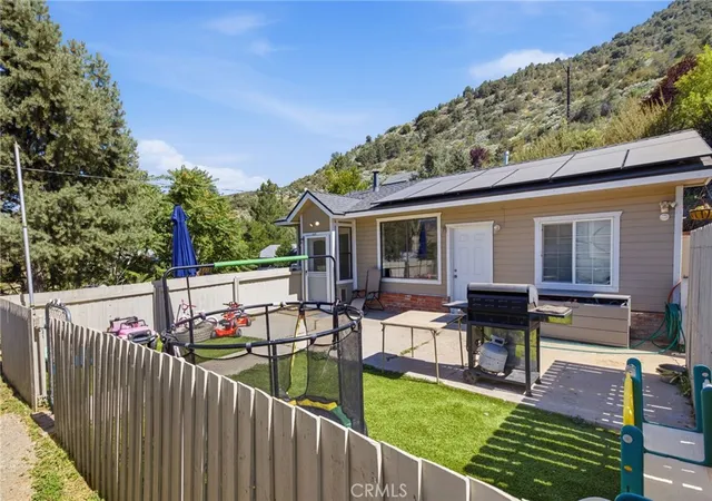 5th image of 3432 California Trail, Frazier Park, CA 93225 | MLS# SR26141079