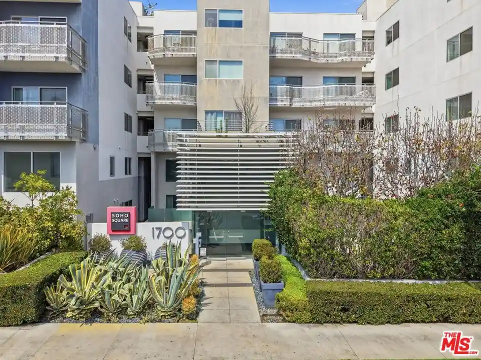 Listing Photo 1 - Condo for sale in 1700 Sawtelle Blvd located at 1700 Sawtelle Blvd, Los Angeles, CA 90025 - Unit #210