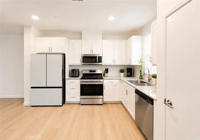 Listing Photo 3 - Condo for sale in building located at 5491 Seacliff, San Diego, CA 92154 - Unit #113