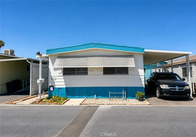 Photo 3 of Manufactured home for sale at 15621 Beach #84, Westminster, CA 92683 | MLS# OC26141726 | Listing updated on 2026-09-04