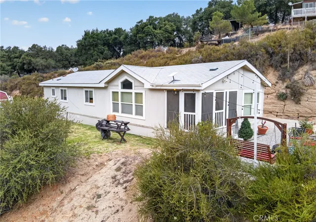 2nd image of 19021 Cypress, Banning, CA 92220 | MLS# IV26140877