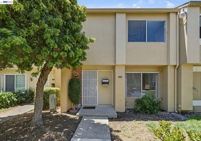 1st image of 4246 Solar Cir, Union City, CA 94587 | MLS# 41140060