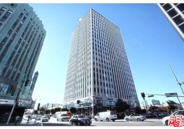 1st image of 3810 Wilshire Blvd #1711, Los Angeles, CA 90010 | MLS# 26853875