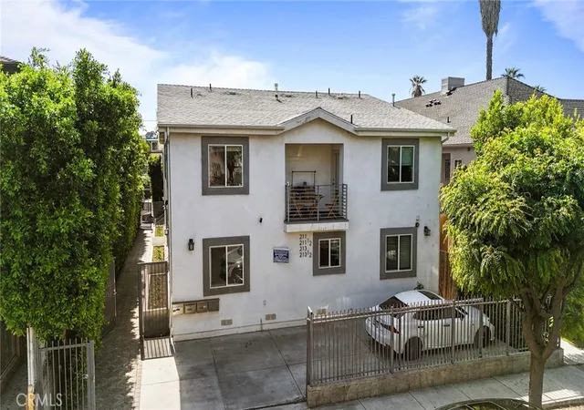 Photo 2 of Multi family home for sale at 211 S Hoover St, Los Angeles, CA 90004 | MLS# AR26141790 | Listing updated on 2026-07-02