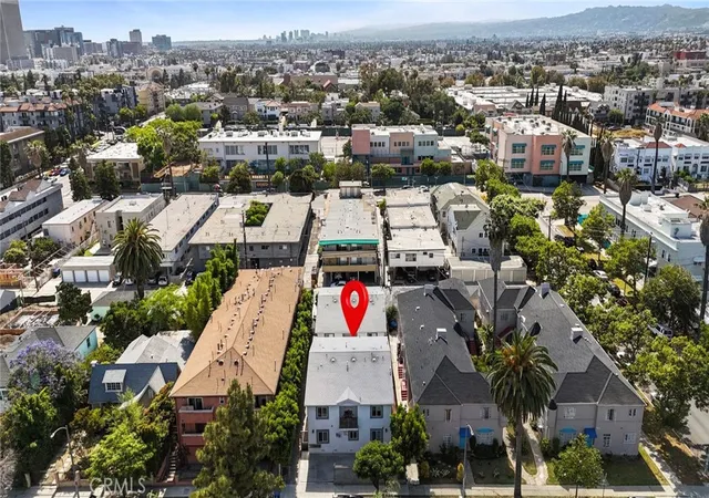 Listing Photo 4 - Condo for sale in building located at 211 S Hoover St, Los Angeles, CA 90004