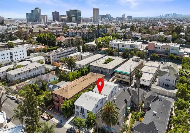 Listing Photo 5 - Condo for sale in building located at 211 S Hoover St, Los Angeles, CA 90004