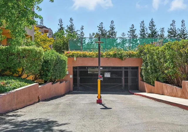 2nd image of 39149 Guardino Dr, Fremont, CA 94538