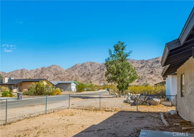 3rd image of 7004 49 Palms, 29 Palms, CA 92277 | MLS# JT26140991