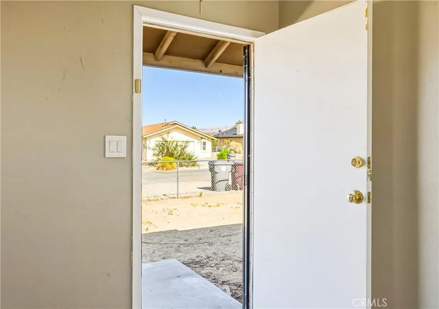 4th image of 7004 49 Palms, 29 Palms, CA 92277 | MLS# JT26140991