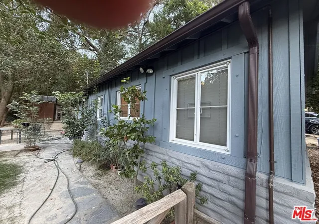 2nd image of 3928 Madelia Ave, Sherman Oaks, CA 91403 | MLS# 26853681