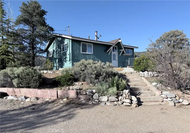 Photo 1 of Single family home for sale at 9316 Whispering Pines Rd, Frazier Park, CA 93225 | MLS# SR26136594 | Listing updated on 2026-09-13