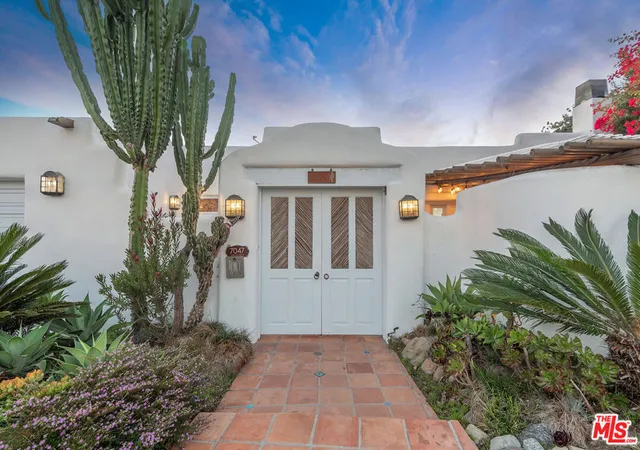 2nd image of 7047 Vista Del Mar Ln, Playa Del Rey, CA 90293 | MLS# 26853971