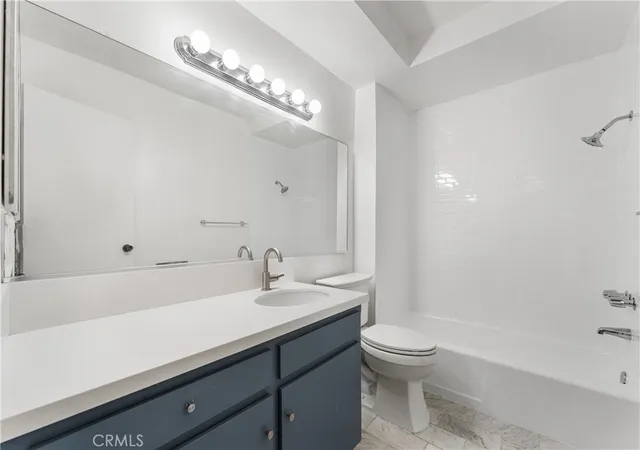 Photo 4 of Condo for sale at 972 E California #207, Pasadena, CA 91106 | MLS# WS26124896 | Listing updated on 2026-10-02