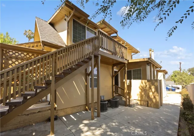 3rd image of 190 S Craig Ave, Pasadena, CA 91107 | MLS# AR26141824
