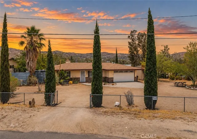 Photo 3 of Single family home for sale at 57556 Pueblo Trl, Yucca Valley, CA 92284 | MLS# JT26139922 | Listing updated on 2026-09-29
