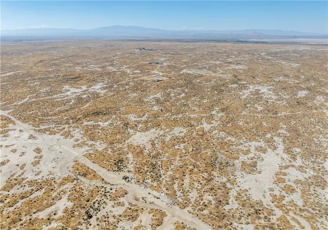 4th image of 22 Avenue F, Redman, CA 93535 | MLS# SW26140249