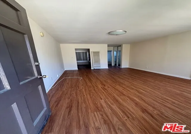 3rd image of 12036 Magnolia Blvd, Valley Village, CA 91607 | MLS# 26854147