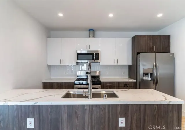 Photo 4 of House for sale at 1213 West 24th, Los Angeles, CA 90007 | MLS# AR26142196 | Listing updated on 2026-06-30