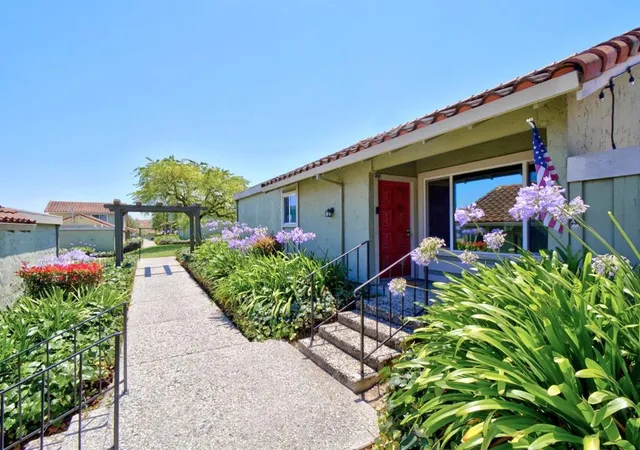Homes for sale in Watsonville, CA | 262 Crestview Dr, Watsonville, CA 95076 | MLS# ML82052682