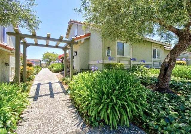 Homes for sale in Watsonville, CA | 262 Crestview Dr, Watsonville, CA 95076 | MLS# ML82052682