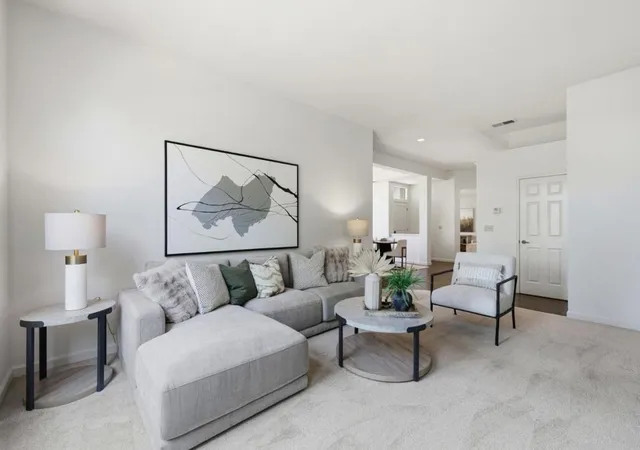 Listing Photo 4 - Condo for sale in building located at 7711 Galloway Dr, San Jose, CA 95135