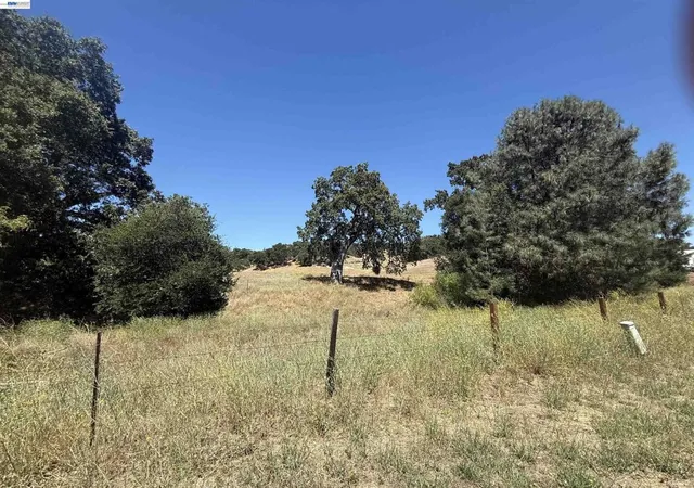 4th image of 0 Chispa Rd, Atascadero, CA 93422 | MLS# 41140092