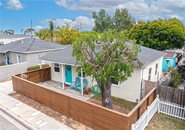 Photo 3 of Single family home for sale at 1802 Rindge Ln, Redondo Beach, CA 90278 | MLS# IV26142200 | Listing updated on 2026-09-18